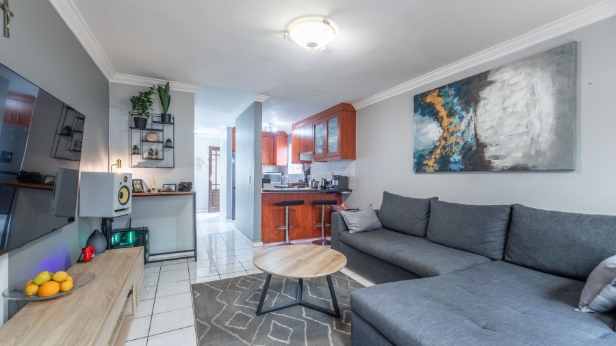 2 Bedroom Property for Sale in Parklands Western Cape